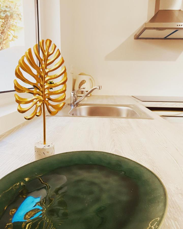 Louvros Luxury Suites Dassia  Buitenkant foto