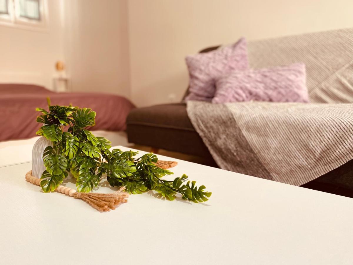 Louvros Luxury Suites Dassia  Buitenkant foto
